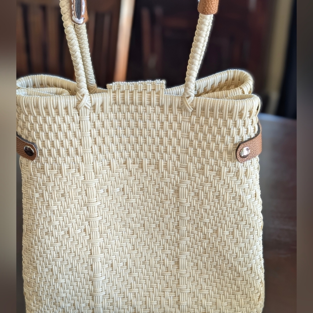 Artisanal Handmade Tote - Picture 10 of 16